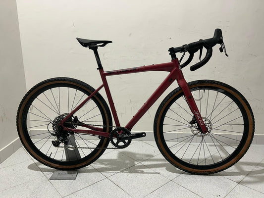 Megamo Jakar taglia M - Usata