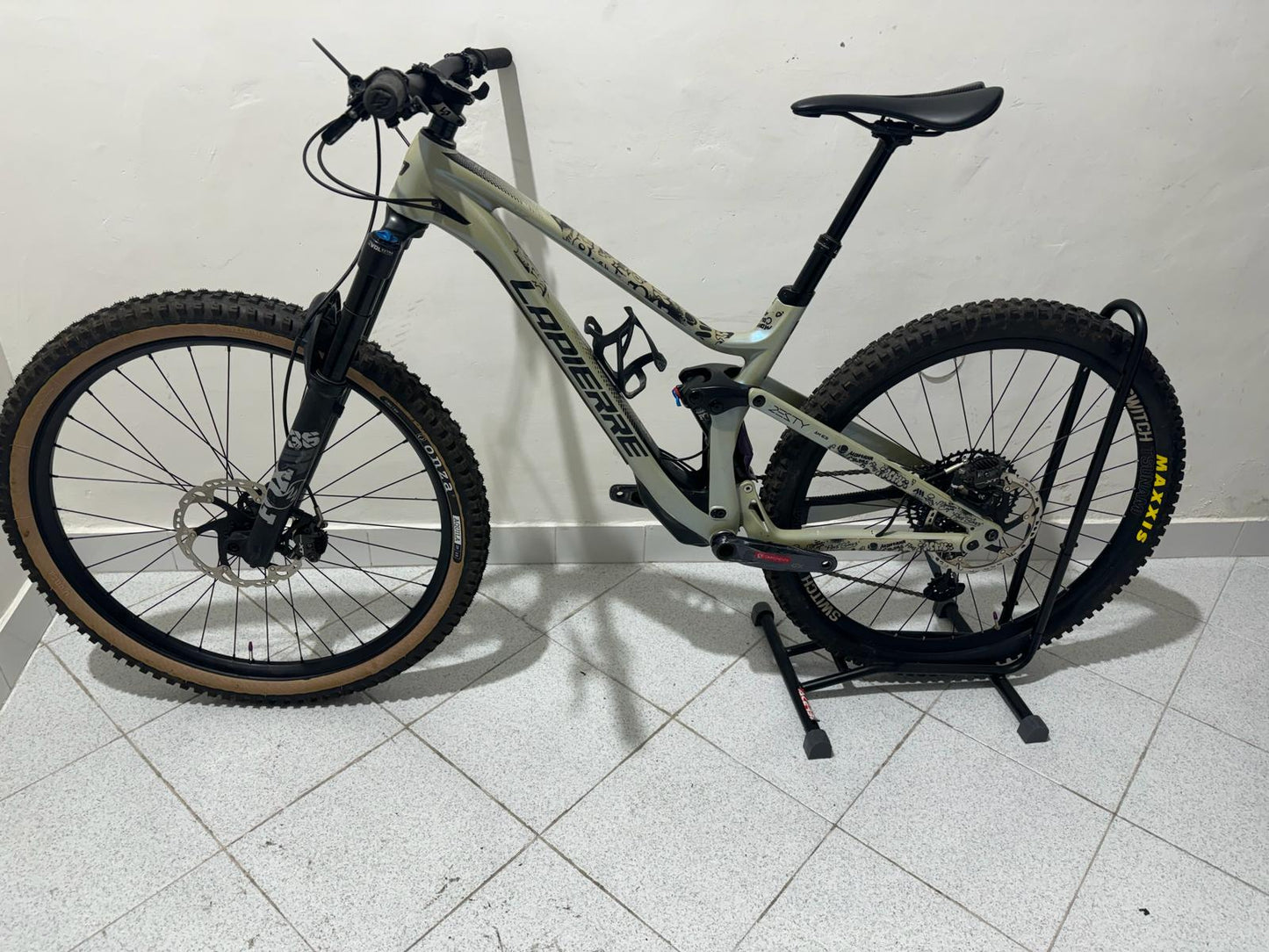 LAPIERRE ZESTY CF 6.9  taglia M - Usata