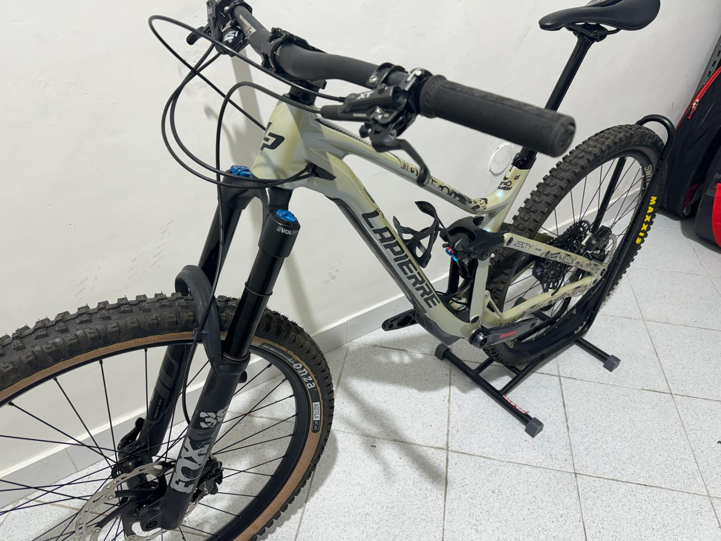 LAPIERRE ZESTY CF 6.9  taglia M - Usata